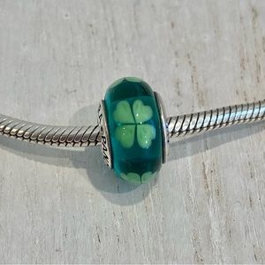 Pandora Four Leaf Clover Murano Charm 925